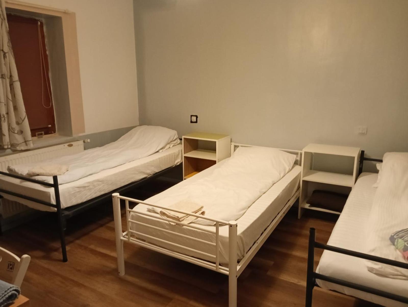 Zen Vandrerhjem Cluj-Napoca Eksteriør bilde